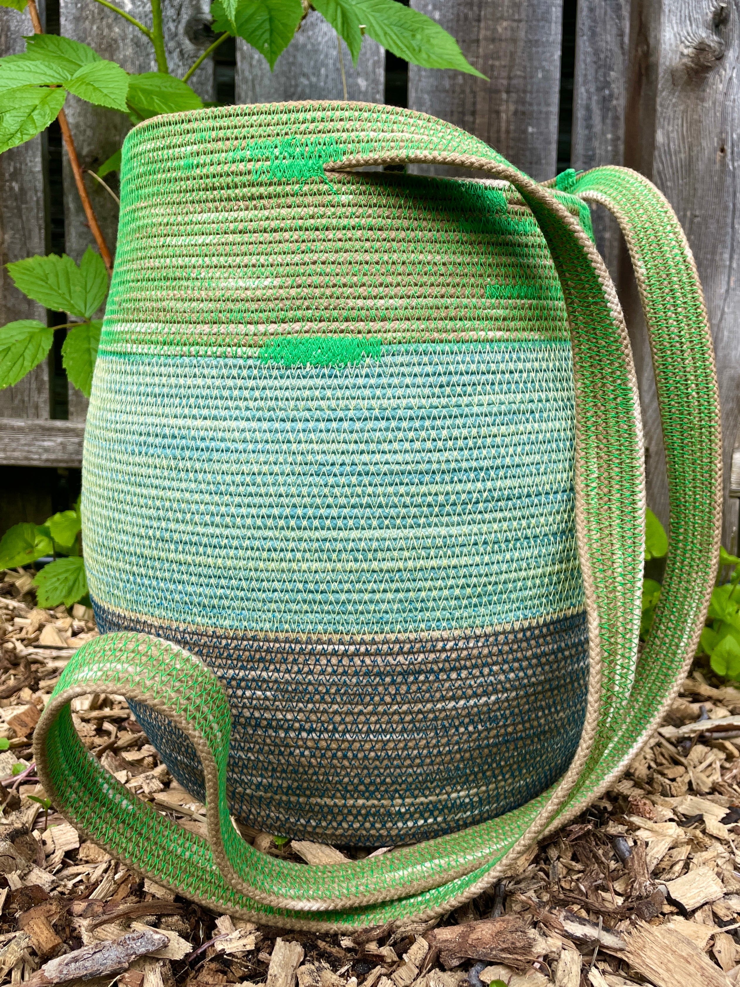 Cerulean Foraging Basket